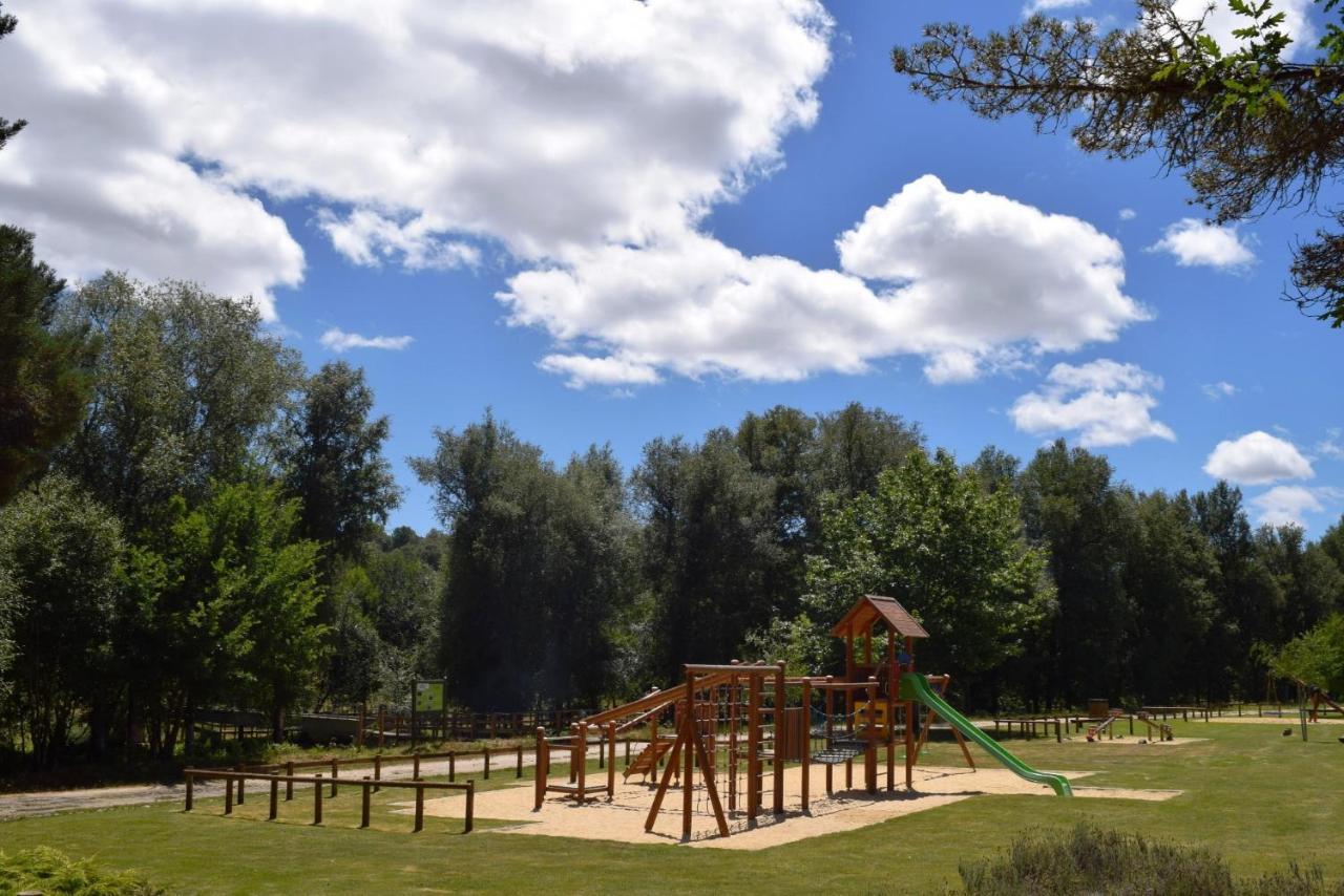 Boticas Parque Natur Houses 外观 照片
