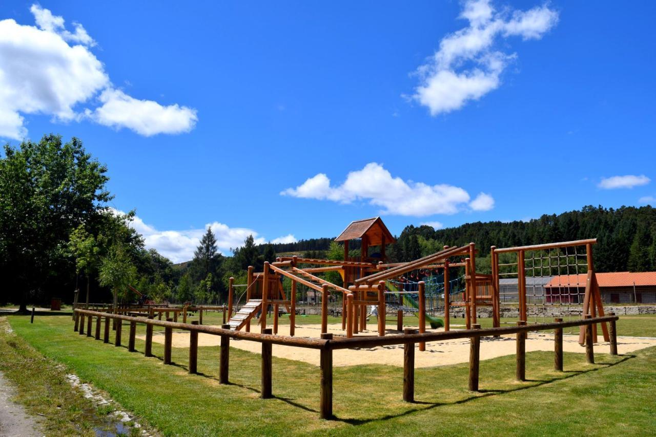 Boticas Parque Natur Houses 外观 照片